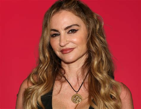 drea de mateo nude|Sopranos star Drea de Matteo reveals jaw